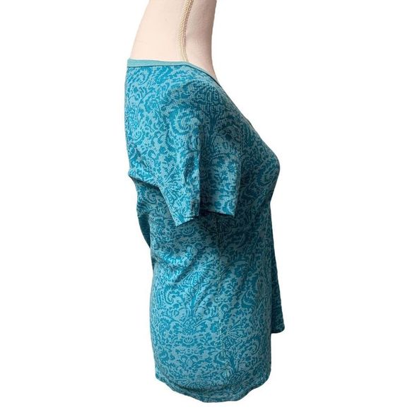 Prana blue green paisley print graphic short sleeve top women’s extra large - Picture 2 of 6